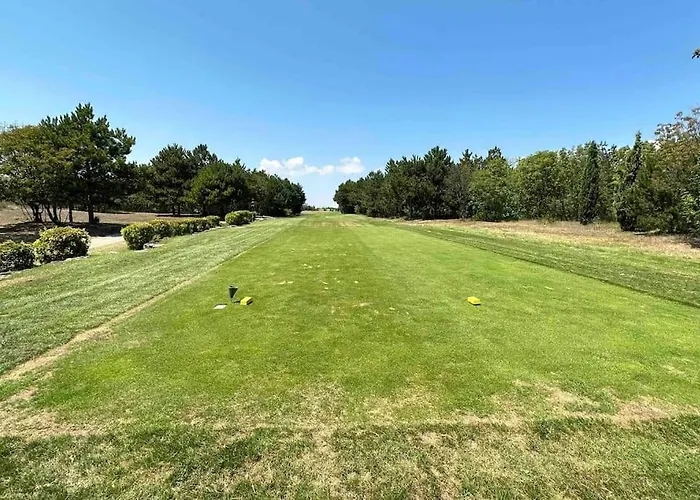 بيت للعطل “golf And Sun” Family